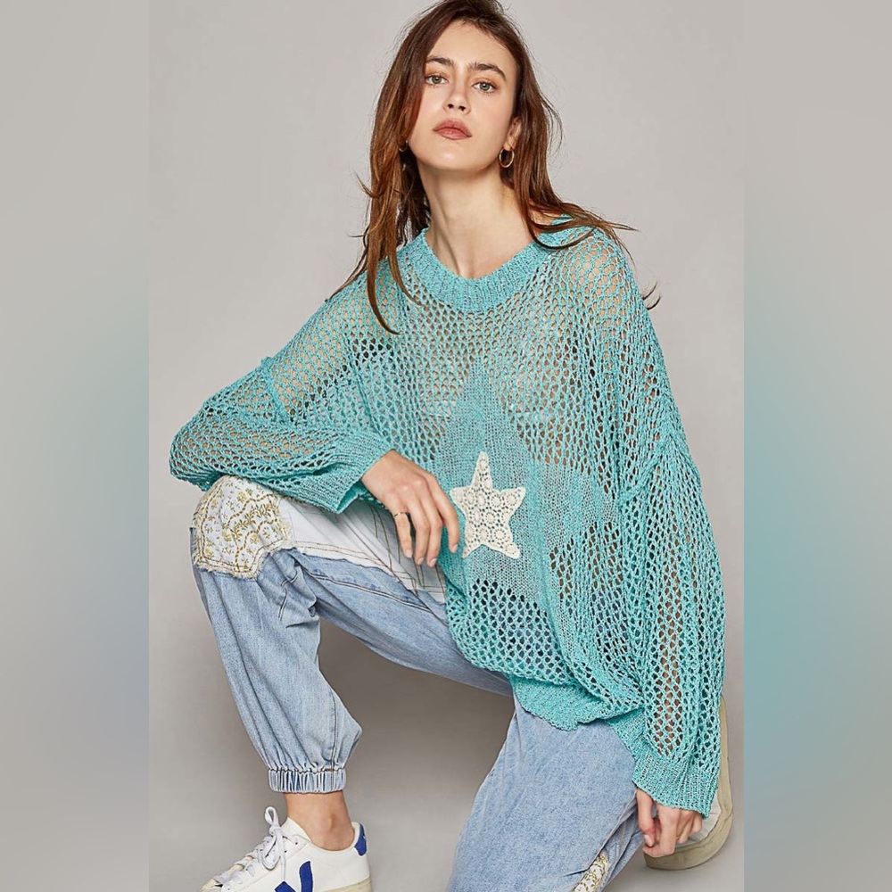 Oversized Crochet Star Sweater - POL - Picture 2 of 5